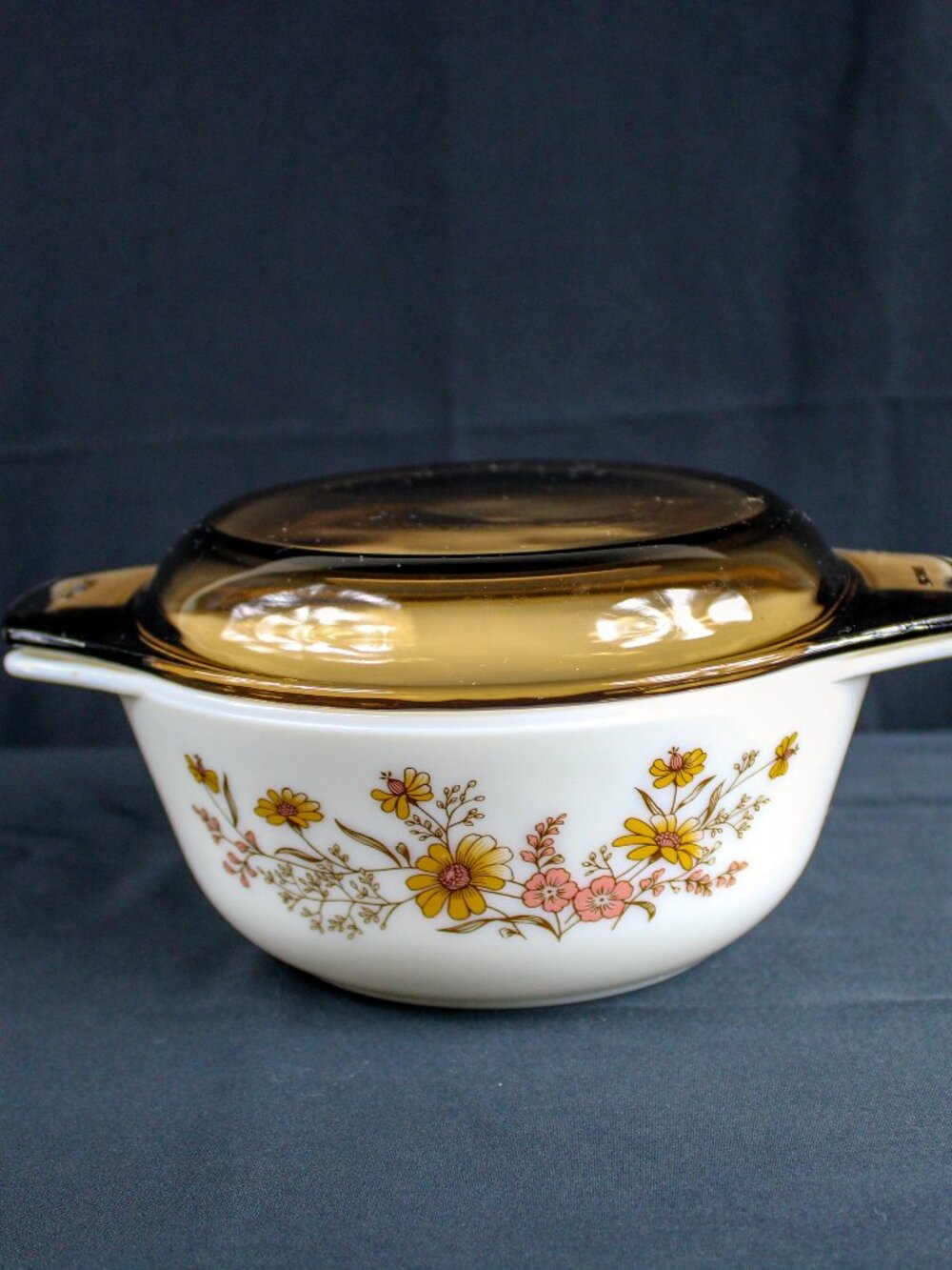 Vintage PYREX Rare England Woodland Country Autumn 1/2 qt Casserole with Lid